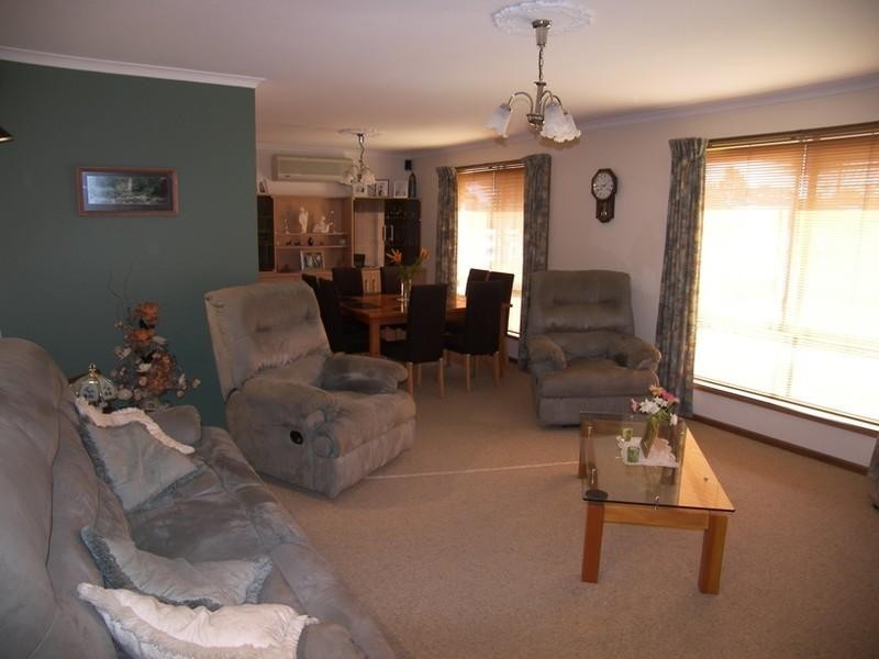 72 Daniel Avenue, Globe Derby Park SA 5110