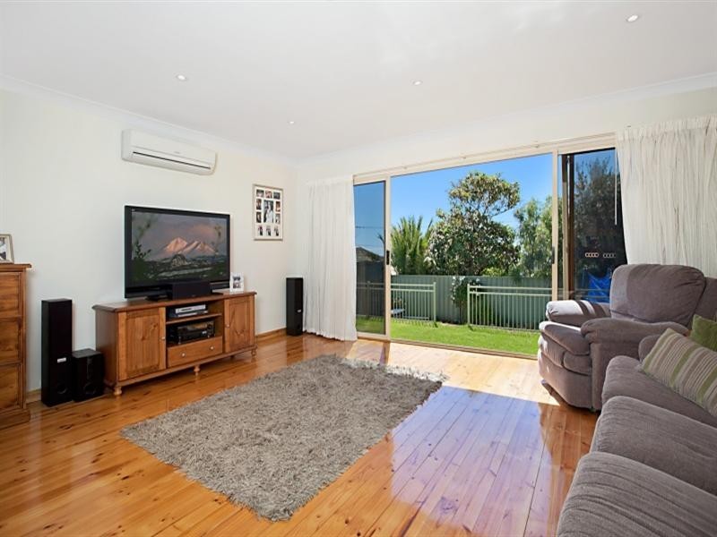 6 Gondola Grove, Para Hills SA 5096