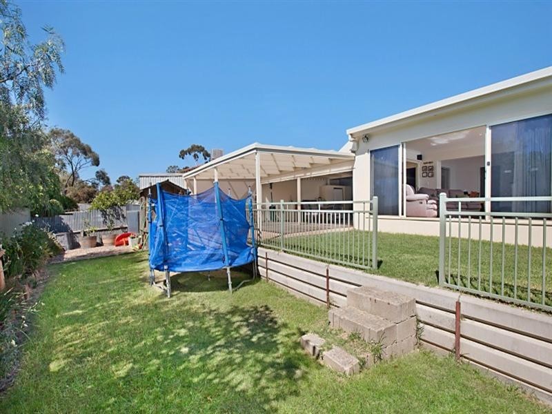 6 Gondola Grove, Para Hills SA 5096