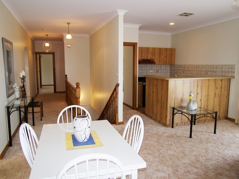 12 Mary-Alice Drive, Para Hills SA 5096