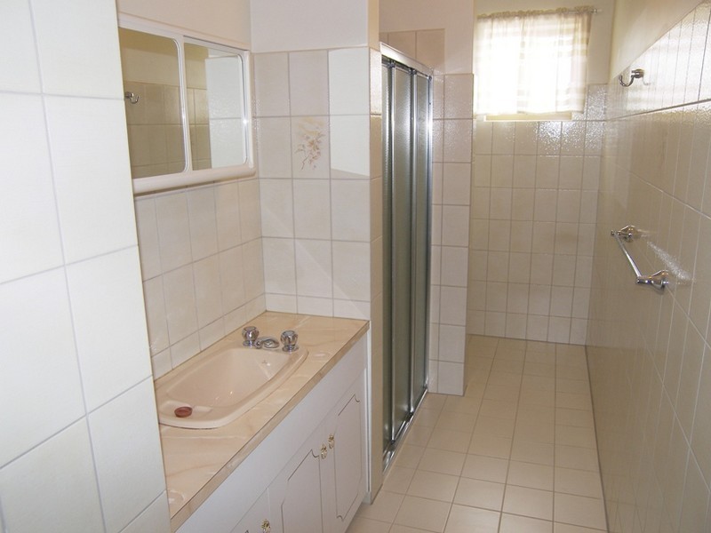 12 Mary-Alice Drive, Para Hills SA 5096