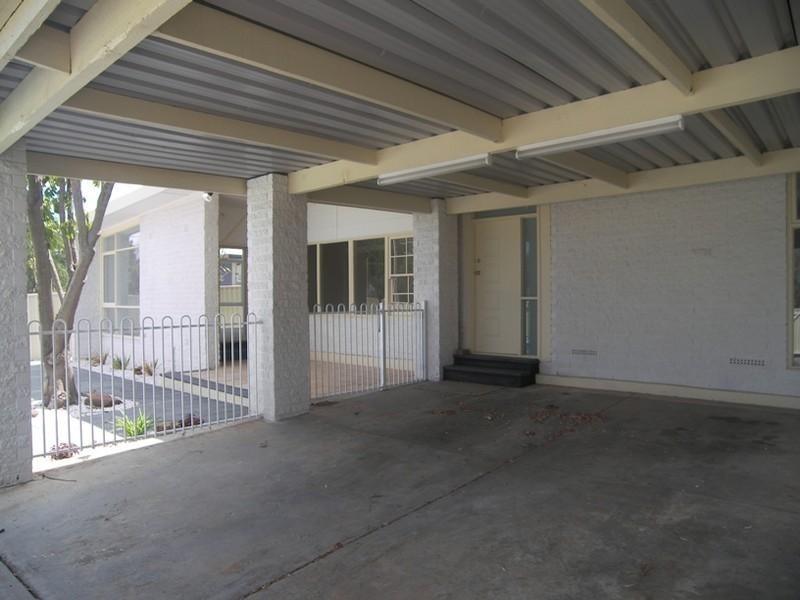 73 Liberman Road, Para Hills SA 5096