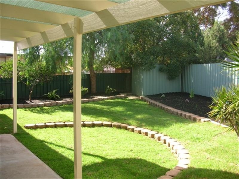 73 Liberman Road, Para Hills SA 5096