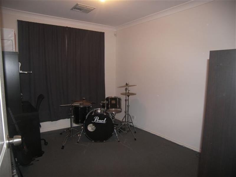 52 Wattlebird Drive, Burton SA 5110