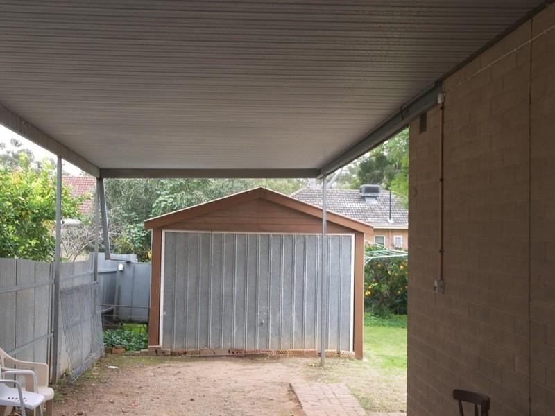 27 Lorna Road, Para Hills SA 5096