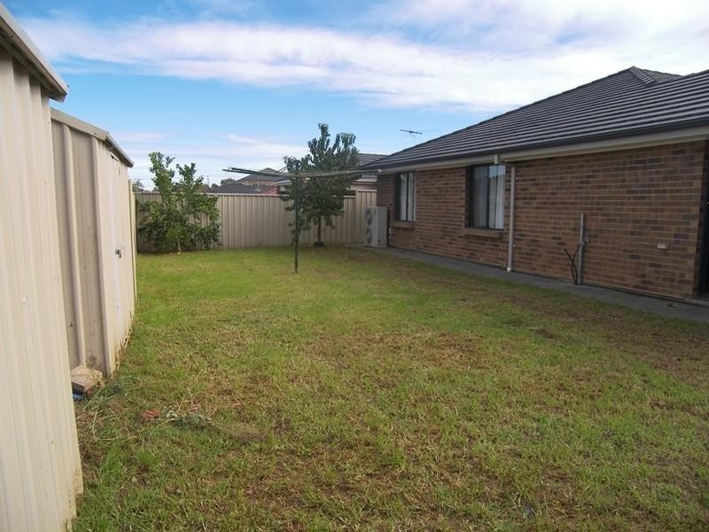 11 Kopoola Crescent, Gilles Plains SA 5086