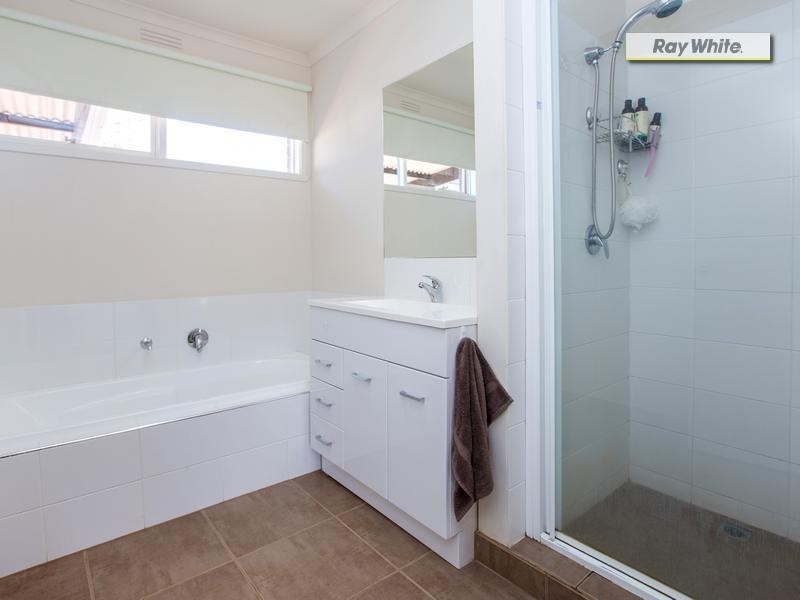 403 Waterfall Gully Road, Rosebud VIC 3939