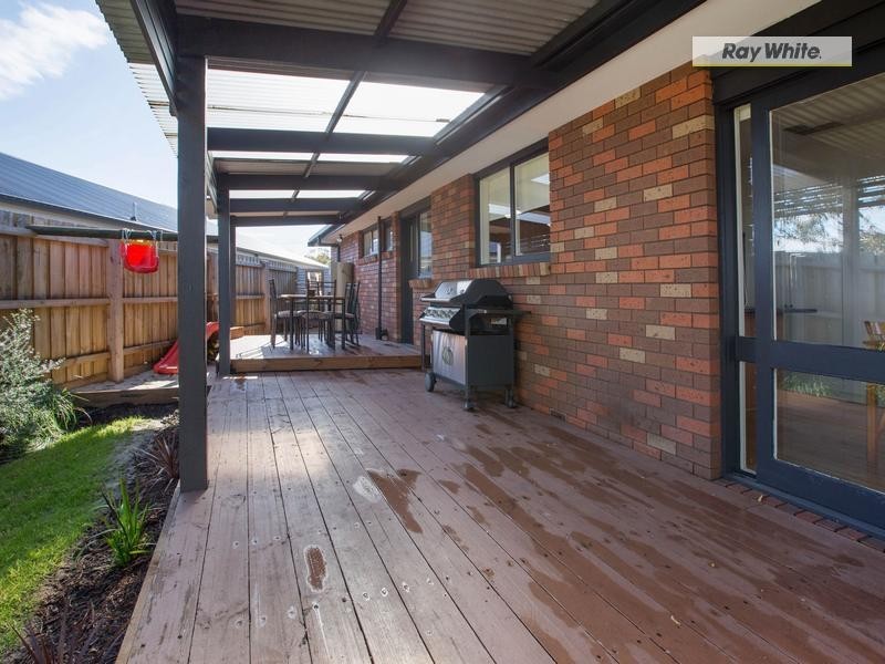 403 Waterfall Gully Road, Rosebud VIC 3939