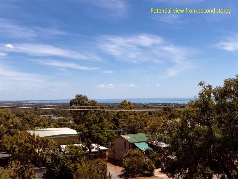 9 Nullawarre Avenue, Rosebud VIC 3939