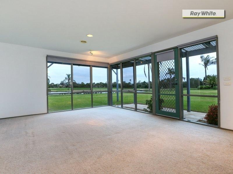 18 Golf Course Circle, Safety Beach VIC 3936