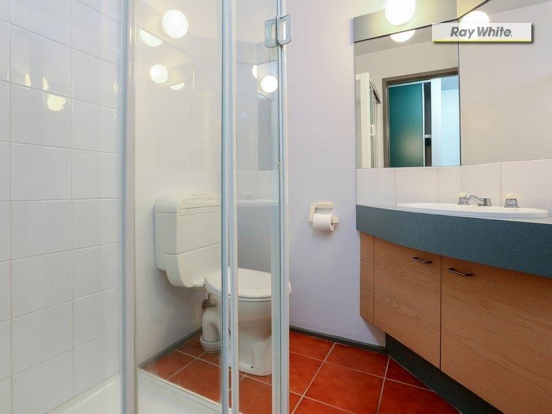 18 Golf Course Circle, Safety Beach VIC 3936