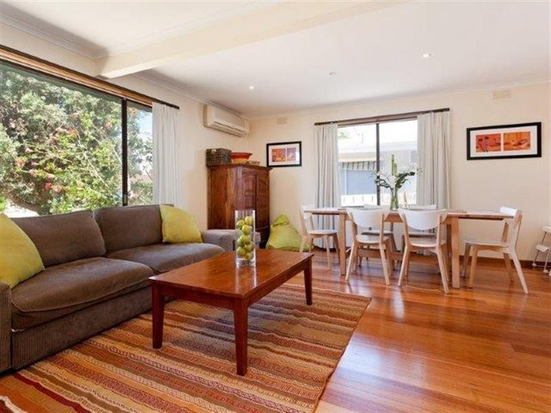 104 Fifth Avenue, Rosebud VIC 3939