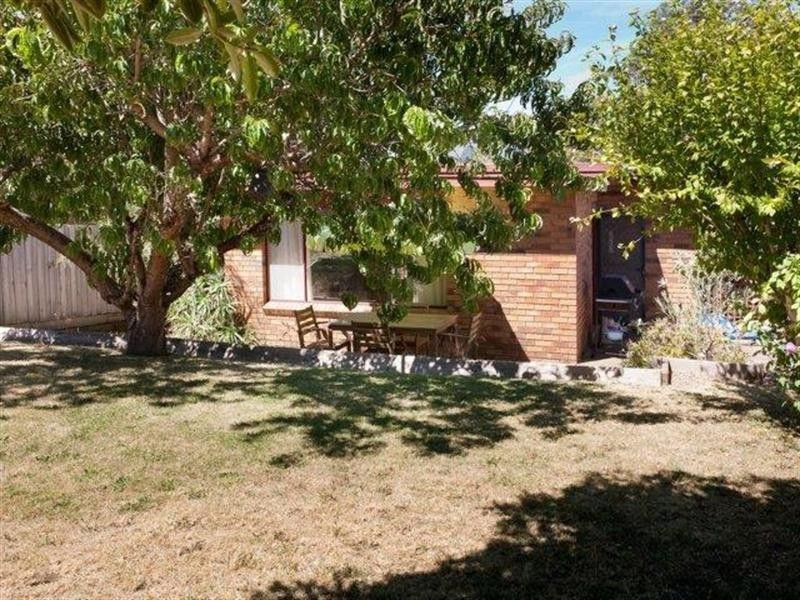 104 Fifth Avenue, Rosebud VIC 3939