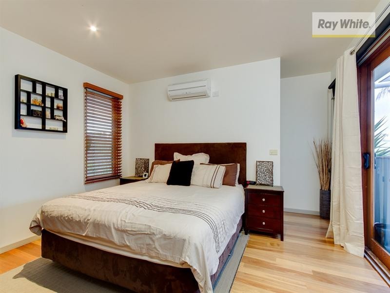 48 Warrain Avenue, Rosebud VIC 3939
