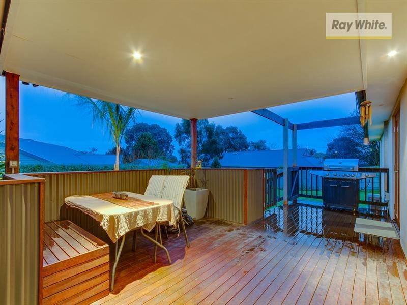 48 Warrain Avenue, Rosebud VIC 3939