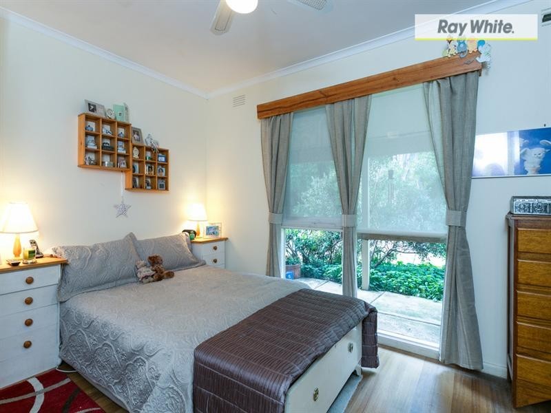 54 Armstrong Road, Mccrae VIC 3938