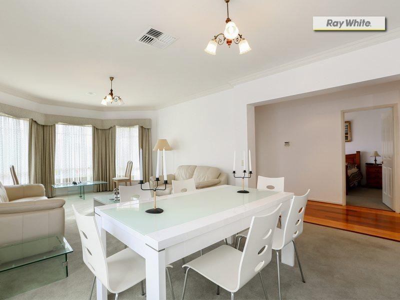 9 Seascape Place, Safety Beach VIC 3936