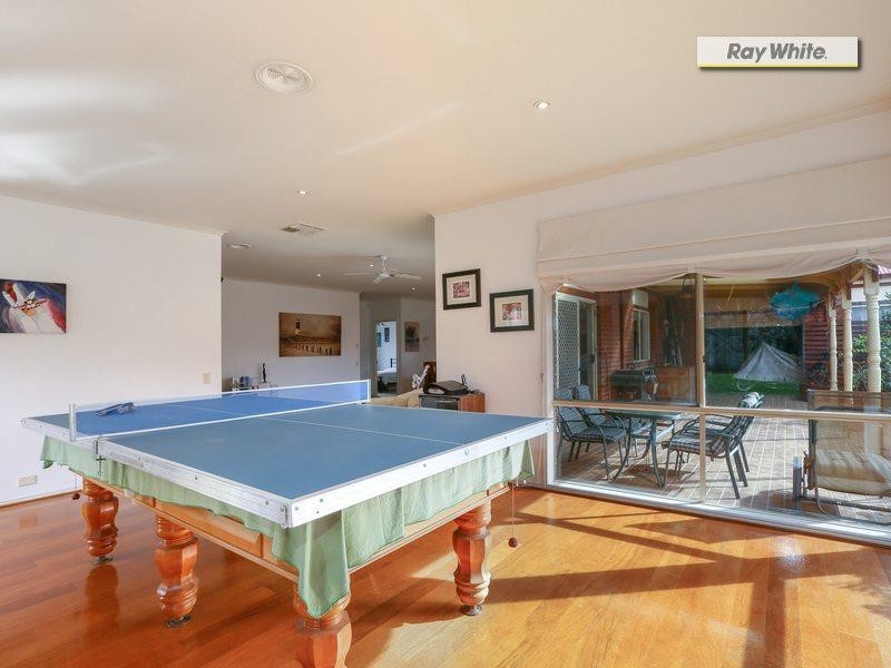 9 Seascape Place, Safety Beach VIC 3936