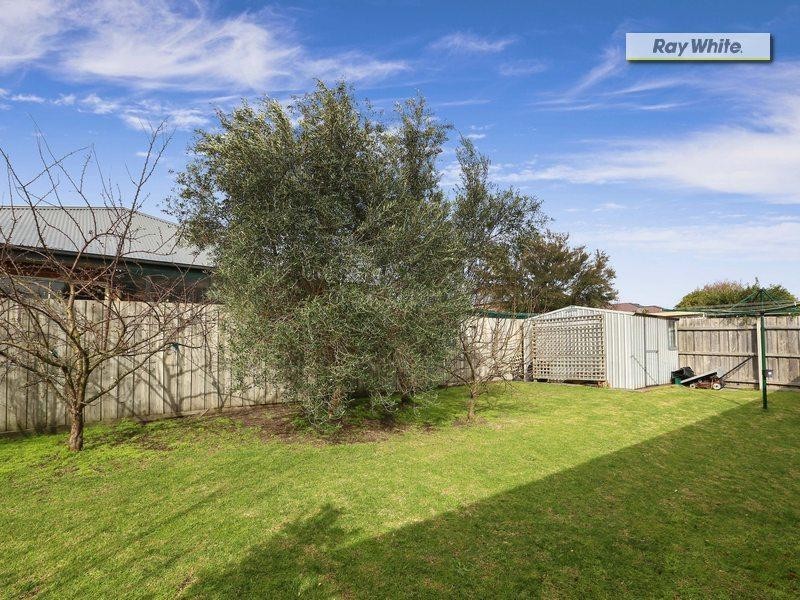 9 Seascape Place, Safety Beach VIC 3936