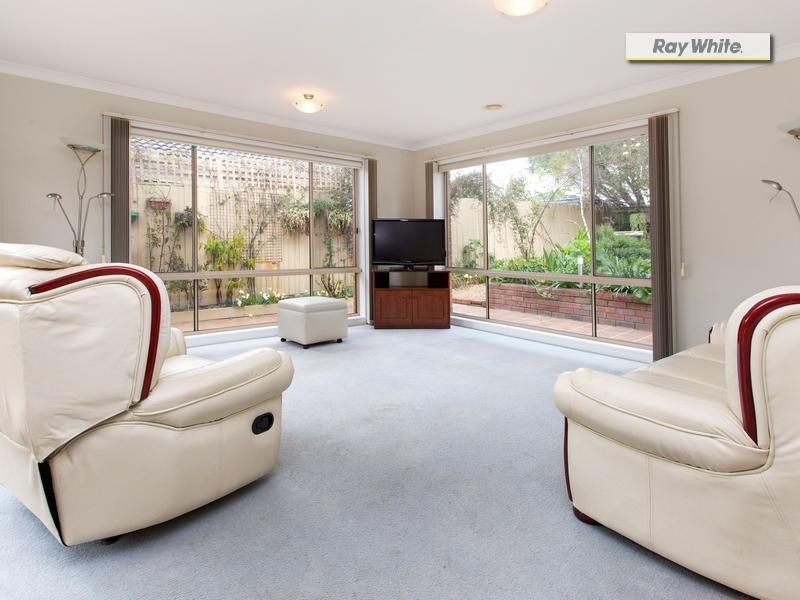 15 Josie Place, Rosebud VIC 3939