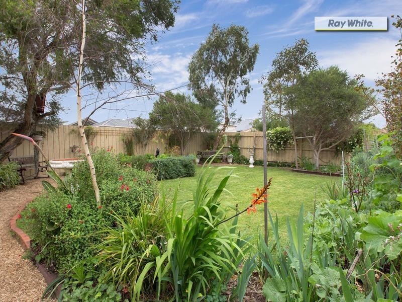 15 Josie Place, Rosebud VIC 3939