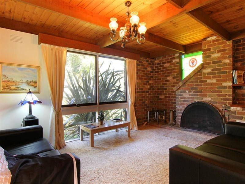 153 Elizabeth Drive, Rosebud VIC 3939