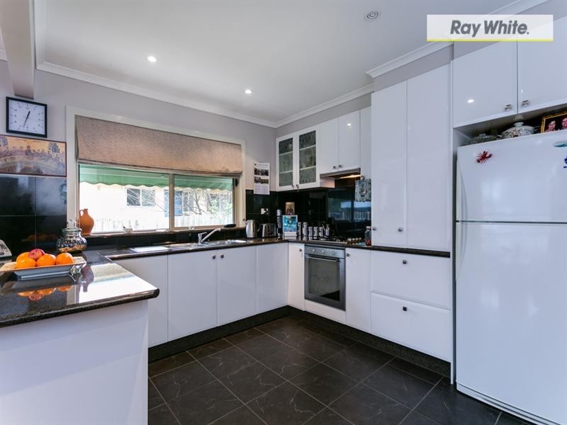 13 Sunhill Avenue, Mccrae VIC 3938