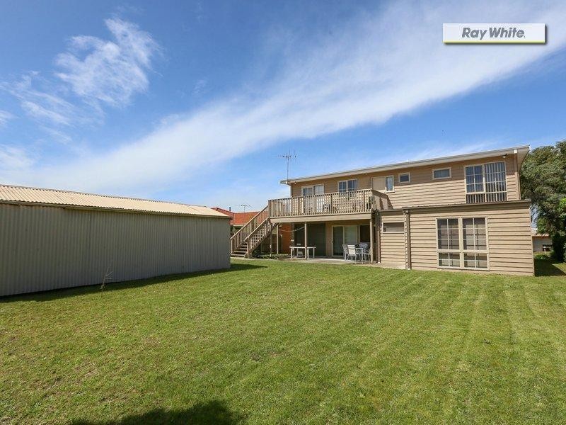 22 Howqua Drive, Rosebud West VIC 3940