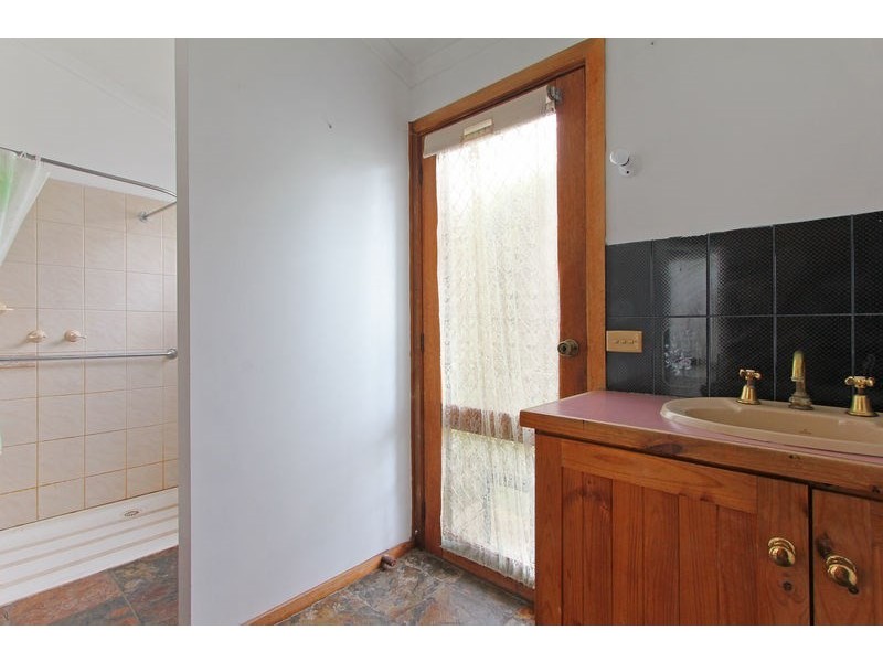 43 Warrain Avenue, Rosebud VIC 3939