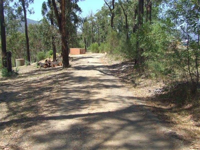 145 Ainsworth Road, Chum Creek VIC 3777