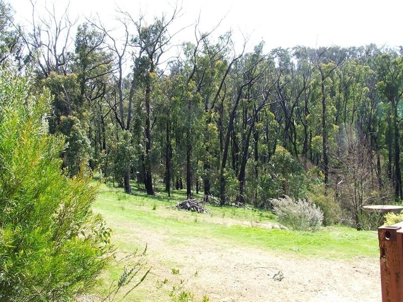 145 Ainsworth Road, Chum Creek VIC 3777