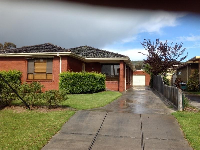 1 Sunhill Avenue, Mccrae VIC 3938