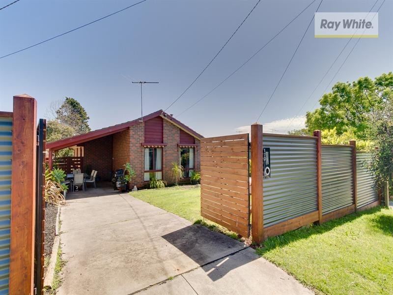 170 Eighth Avenue, Rosebud VIC 3939