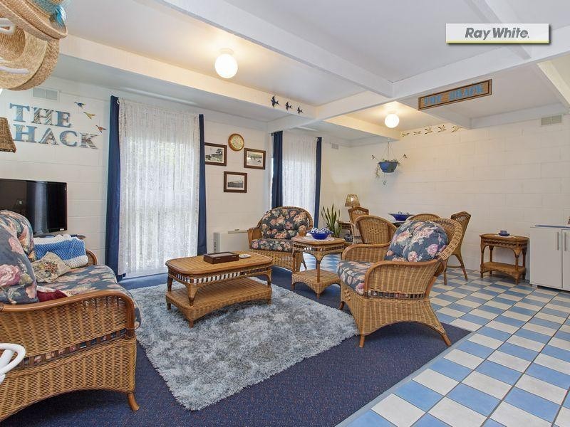 189 Seventh Avenue, Rosebud VIC 3939