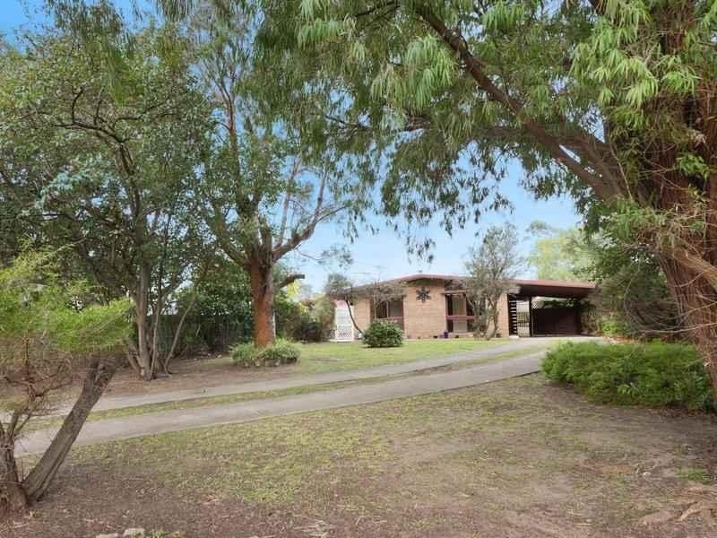 42 Warranilla Avenue, Rosebud VIC 3939