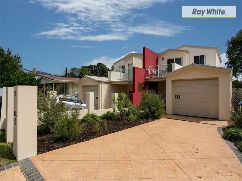 38 Third Avenue, Rosebud VIC 3939