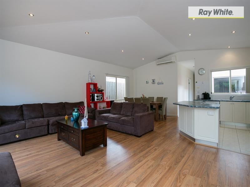 38 Third Avenue, Rosebud VIC 3939