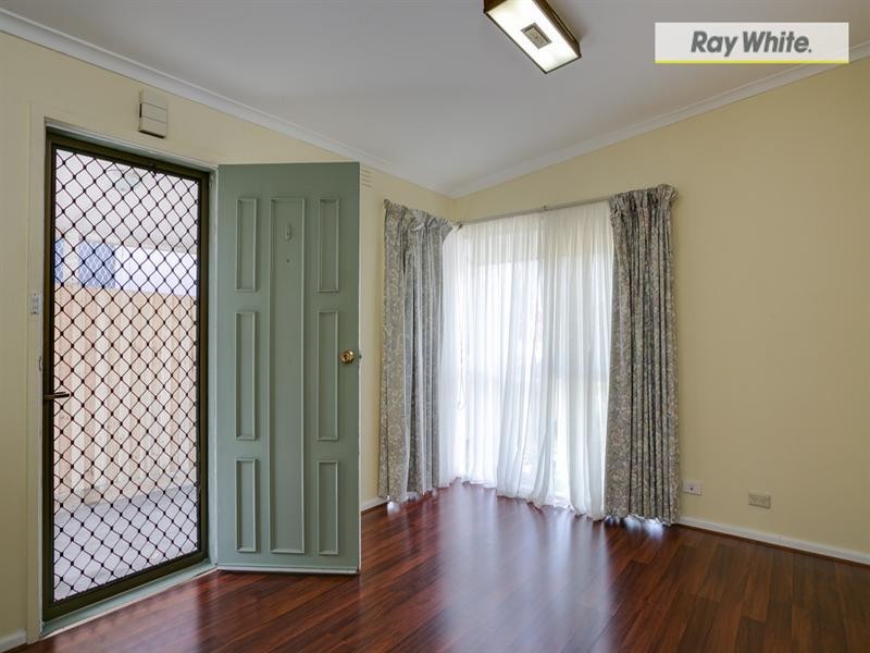 128 Ninth Avenue, Rosebud VIC 3939