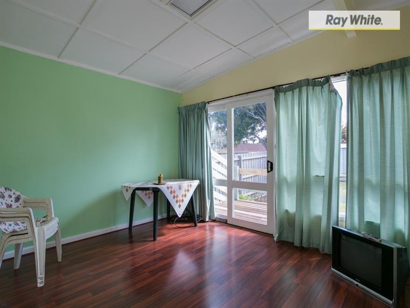 128 Ninth Avenue, Rosebud VIC 3939