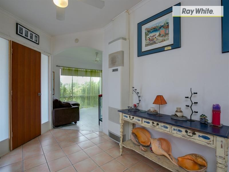 200 Ninth Avenue, Rosebud VIC 3939