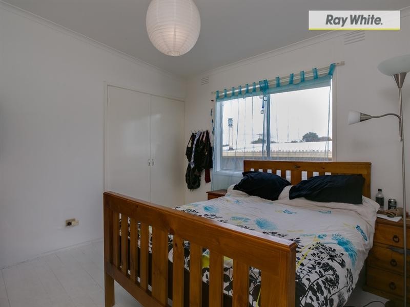 200 Ninth Avenue, Rosebud VIC 3939