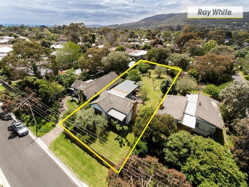 19 Potton Avenue, Rosebud VIC 3939