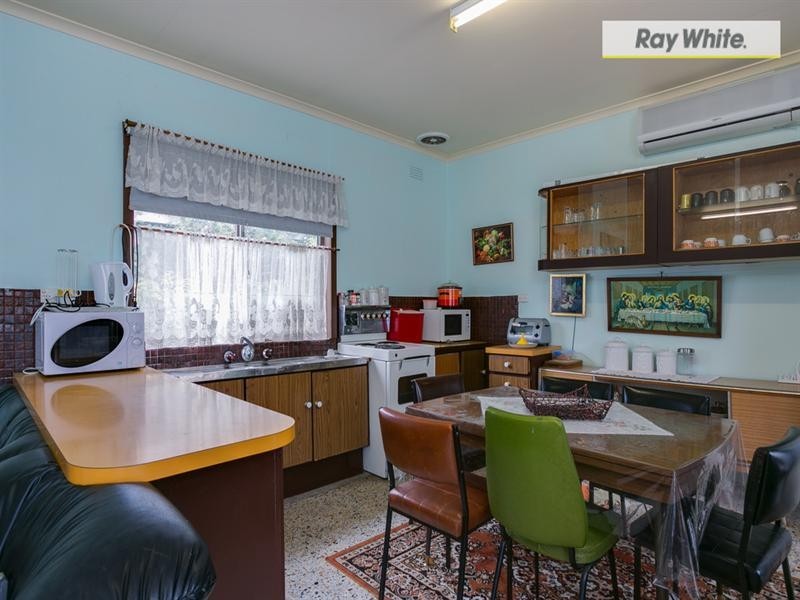19 Potton Avenue, Rosebud VIC 3939