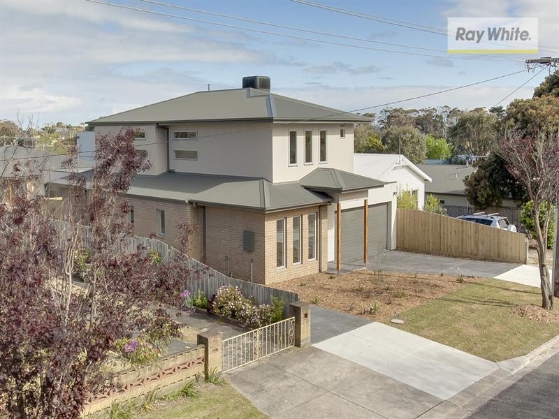 1/12 Thomas Street, Rosebud VIC 3939