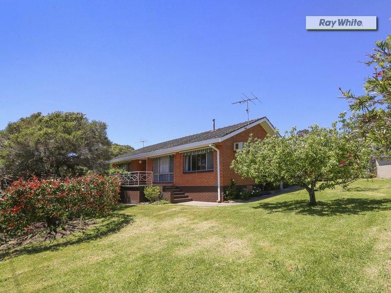 12 Chunar Grove, Mccrae VIC 3938