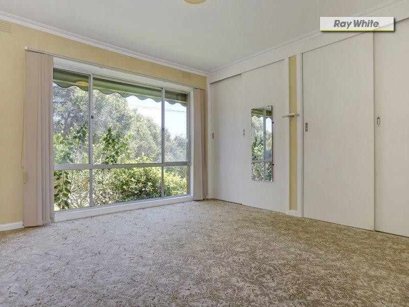 12 Chunar Grove, Mccrae VIC 3938