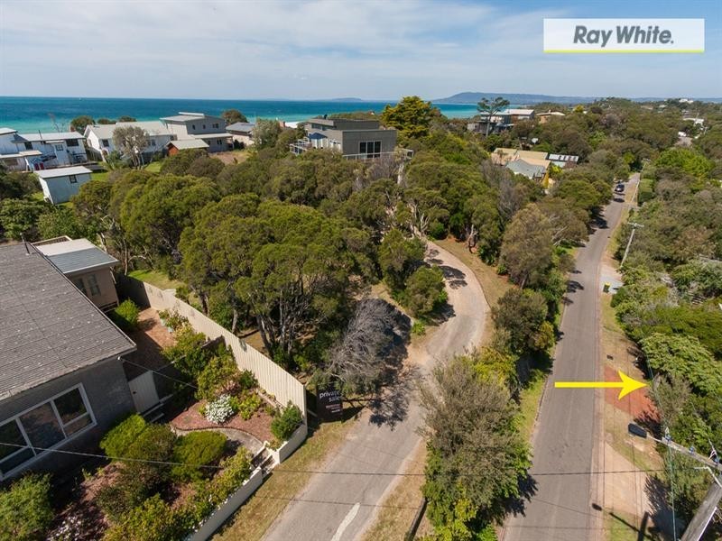 23 Johnson Avenue, Rye VIC 3941