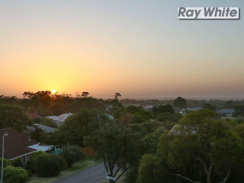 17 Seaview Close, Rosebud VIC 3939