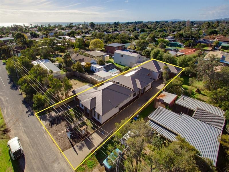 2/21 Staughton Avenue, Rosebud West VIC 3940