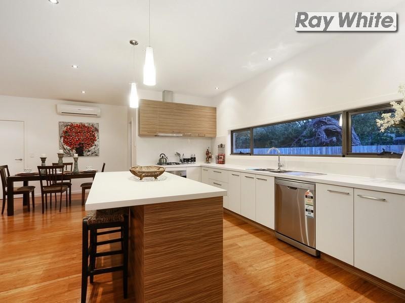 2/21 Staughton Avenue, Rosebud West VIC 3940